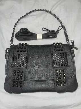 Black Studded Skull Crossbody Bag - Women's Fashion Shoulder Bag